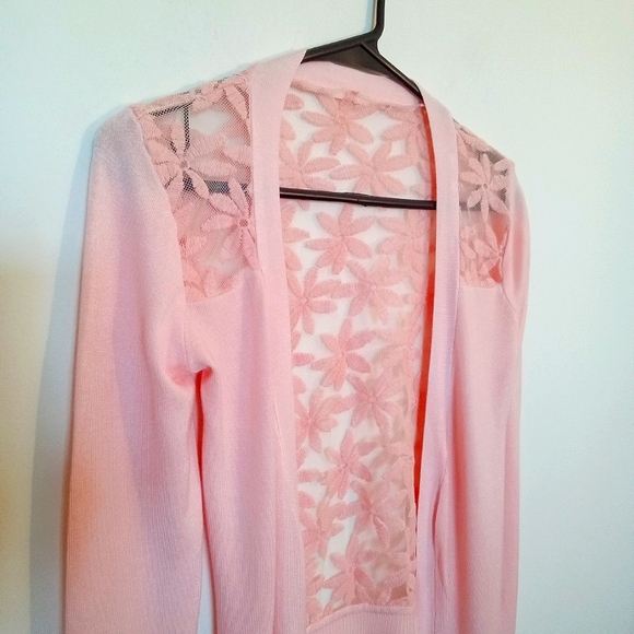 Long Sleeve Waterfall Cardigan with Lace Back - Picture 4 of 9